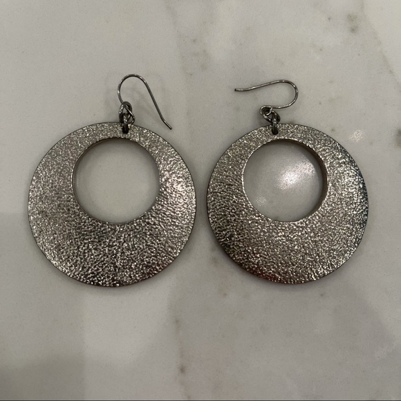 Jewelry - Silver drop hoop earrings